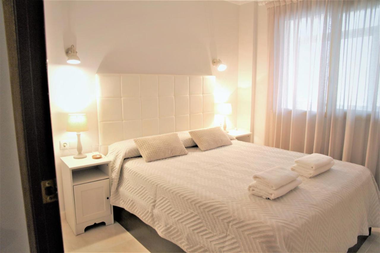 La Perla Apartment, Paradis Park, La Pineda - Atico 1ª Linea - Solarium - Wifi - Piscina Εξωτερικό φωτογραφία