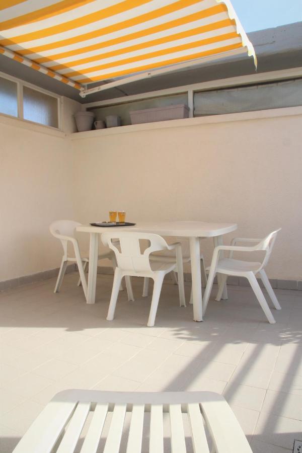 La Perla Apartment, Paradis Park, La Pineda - Atico 1ª Linea - Solarium - Wifi - Piscina Εξωτερικό φωτογραφία
